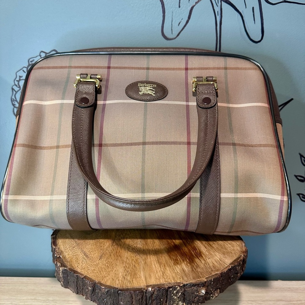 Burberrys Vintage Boston Nova Check Canvas
Handbag - Picture 2 of 11